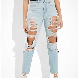 AE Ripped mom jeans